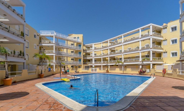 Wohnung - Wiederverkauf - Orihuela Costa - Campoamor