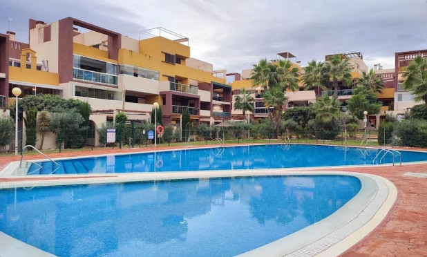 Wohnung - Wiederverkauf - Orihuela Costa - Punta Prima