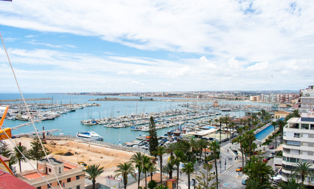Wohnung - Wiederverkauf - Torrevieja - C-17618