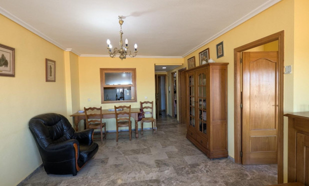 Wohnung - Wiederverkauf - Torrevieja - C-43840