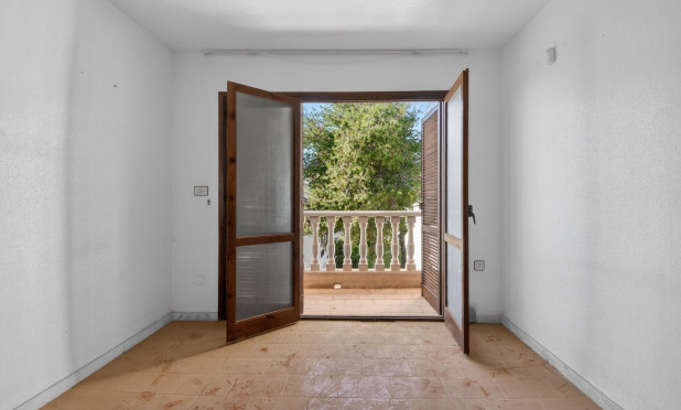 Wohnung - Wiederverkauf - Torrevieja - Calas blanca