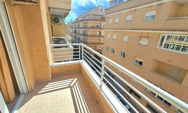 Wohnung - Wiederverkauf - Torrevieja - Center