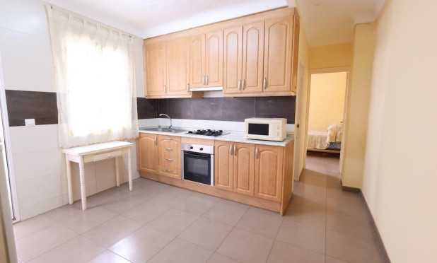 Wohnung - Wiederverkauf - Torrevieja - Centro