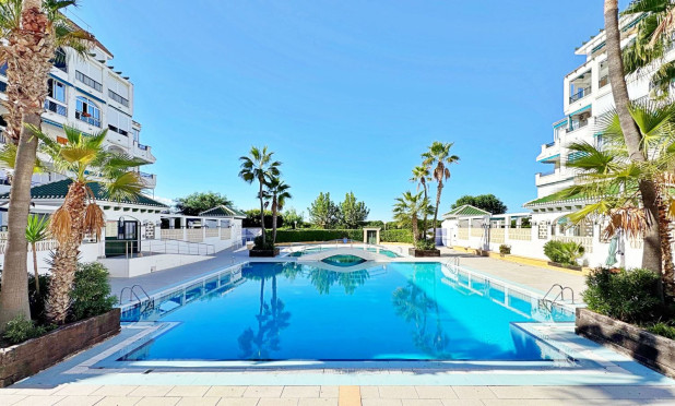 Wohnung - Wiederverkauf - Torrevieja - La Mata