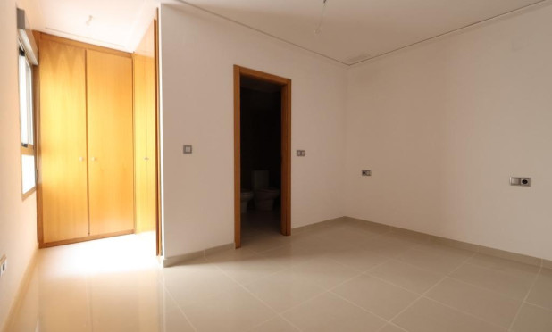 Wohnung - Wiederverkauf - Torrevieja - La Mata