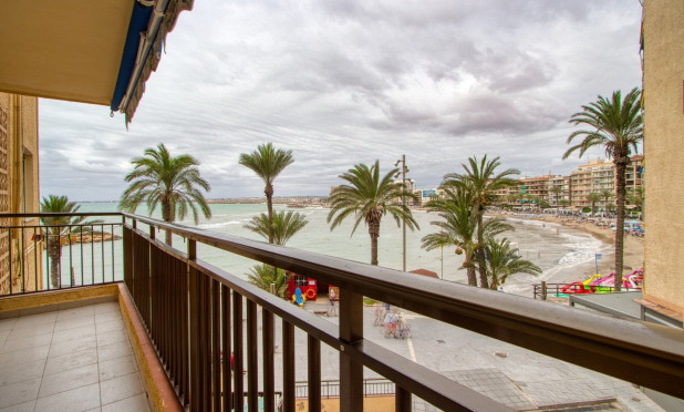 Wohnung - Wiederverkauf - Torrevieja - Playa del Cura