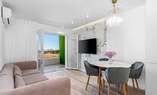 Wohnung - Wiederverkauf - Torrevieja - Punta prima