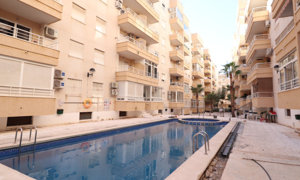 Wohnung - Wiederverkauf - Torrevieja - Torrevieja - Centre