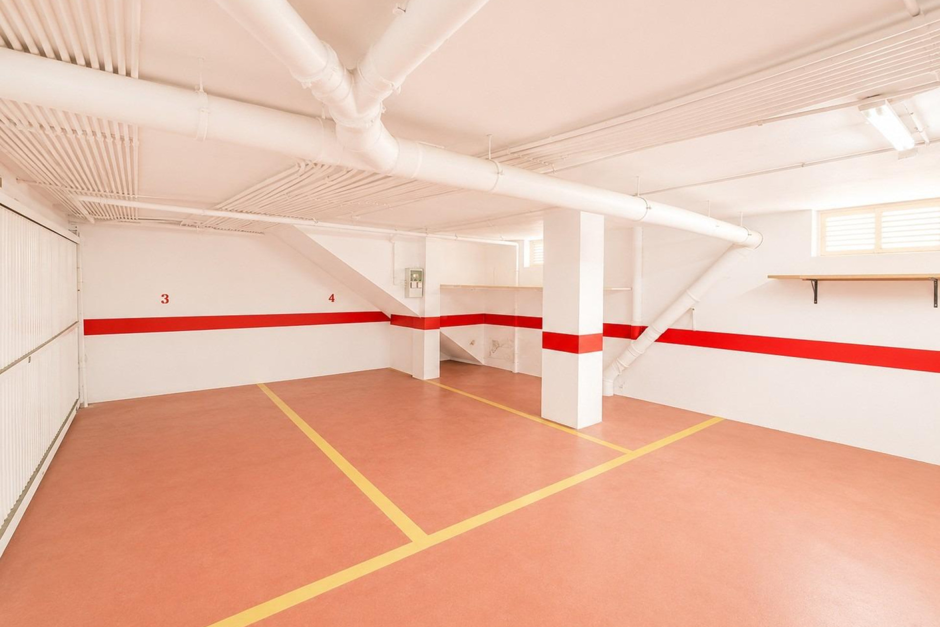 Wynajem długoterminowy - Garage - Torrevieja - Centro