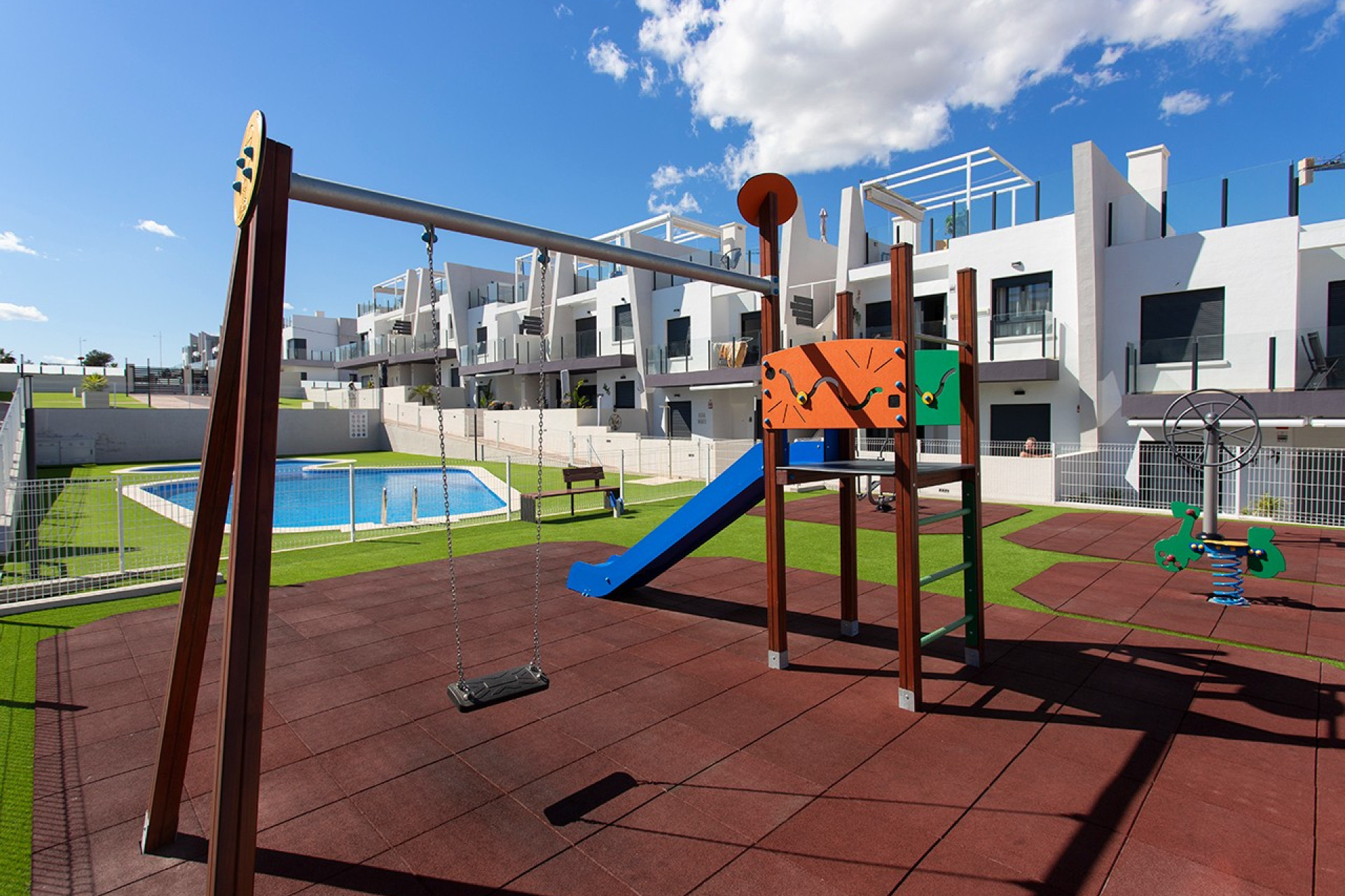 Wynajem długoterminowy - Mieszkanie w bloku - San Miguel de Salinas