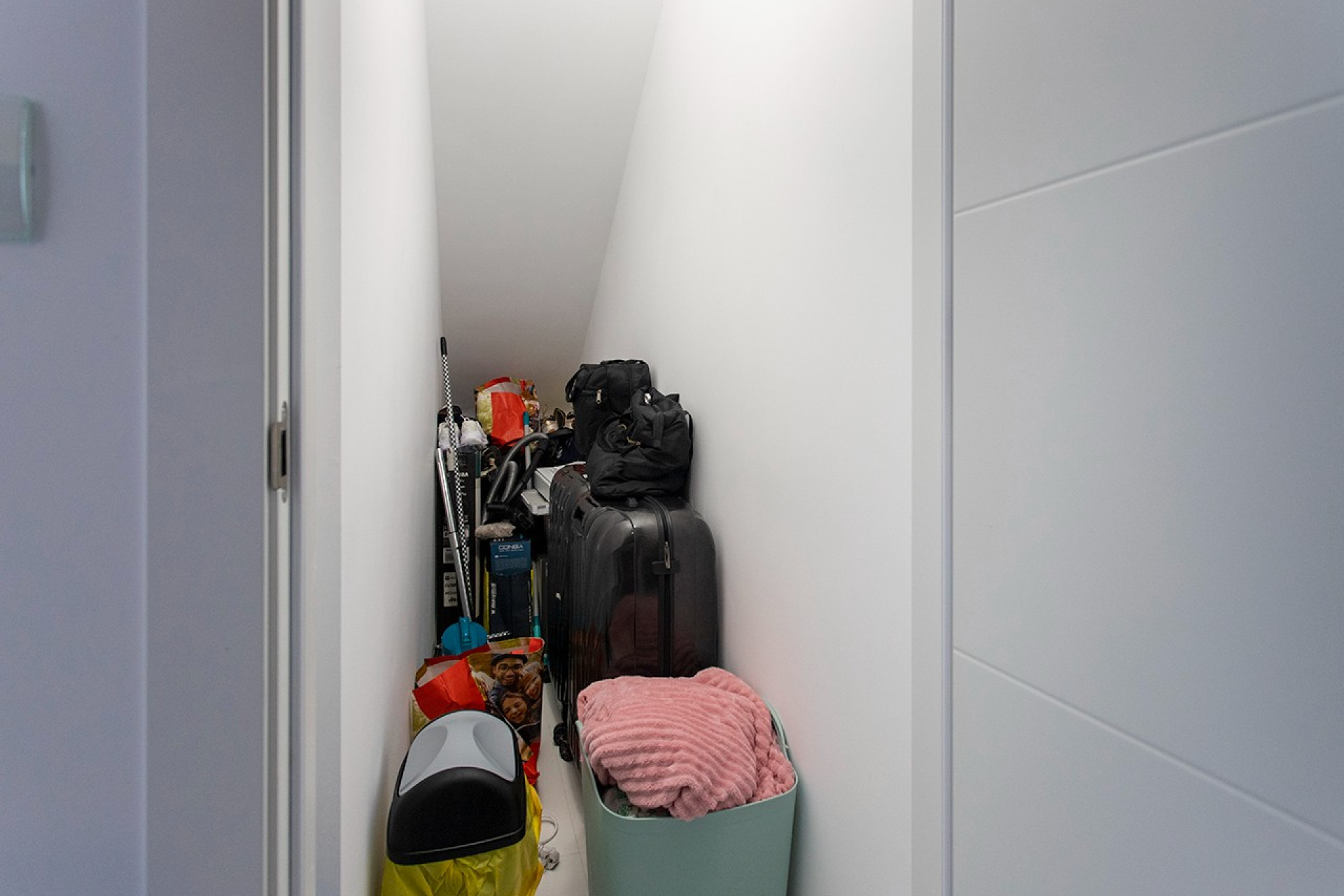 Wynajem długoterminowy - Mieszkanie w bloku - San Miguel de Salinas