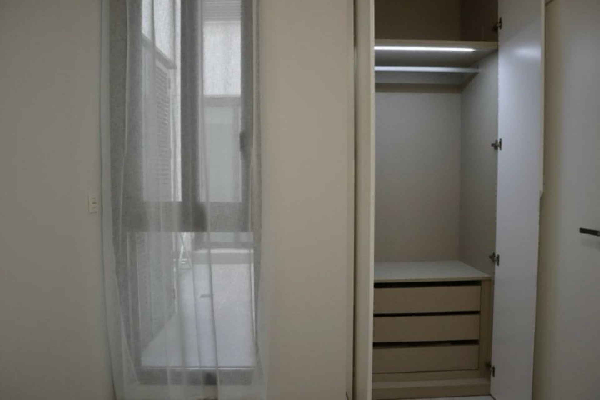 Wynajem długoterminowy - Mieszkanie w bloku - Torrevieja - Centro