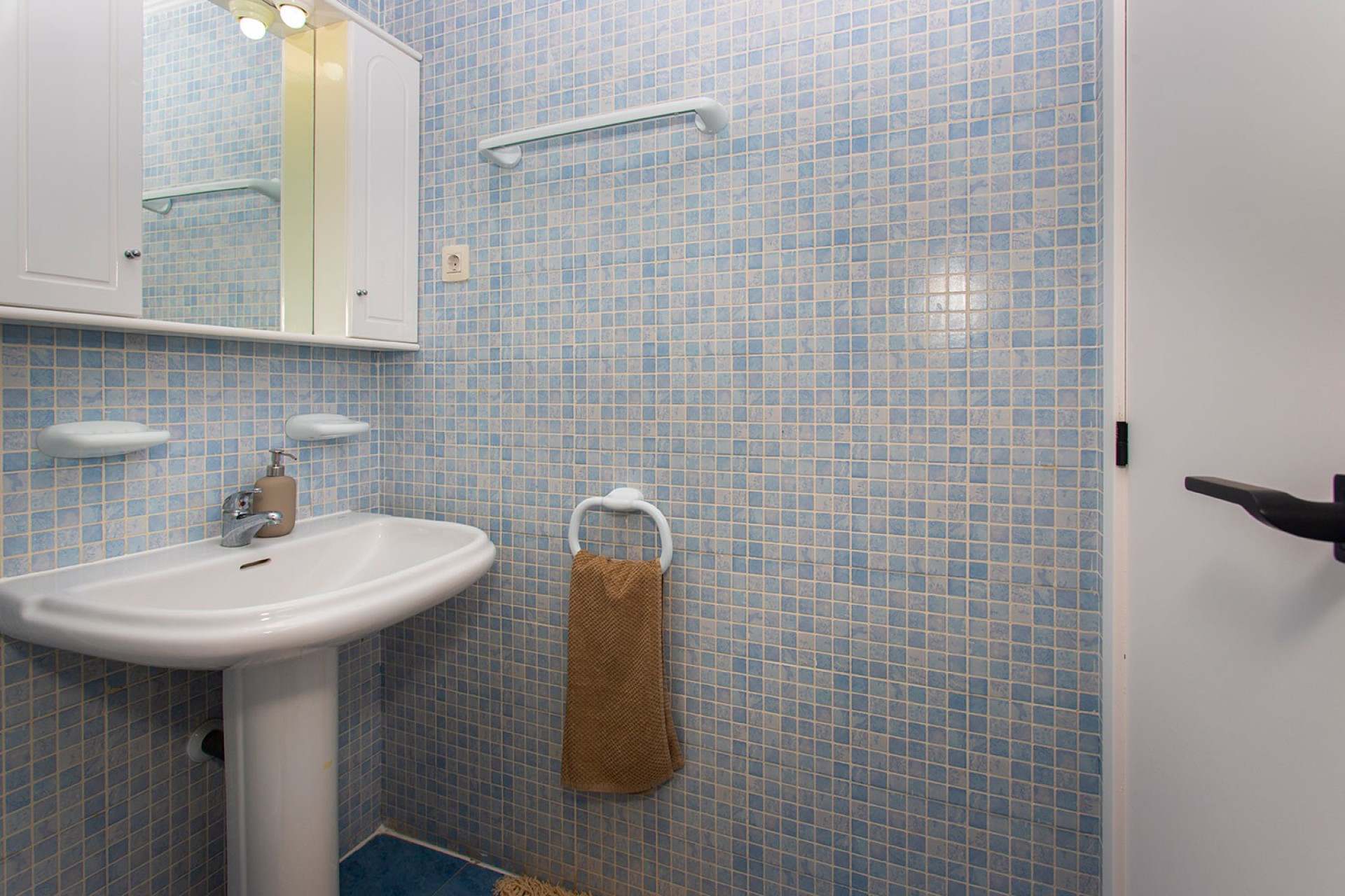 Wynajem długoterminowy - Mieszkanie w bloku - Torrevieja - La Veleta