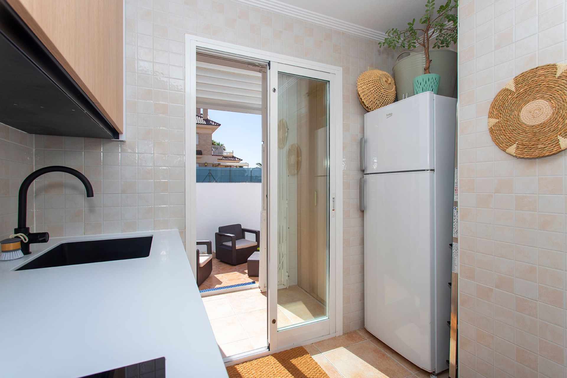 Wynajem długoterminowy - Mieszkanie w bloku - Torrevieja - La Veleta