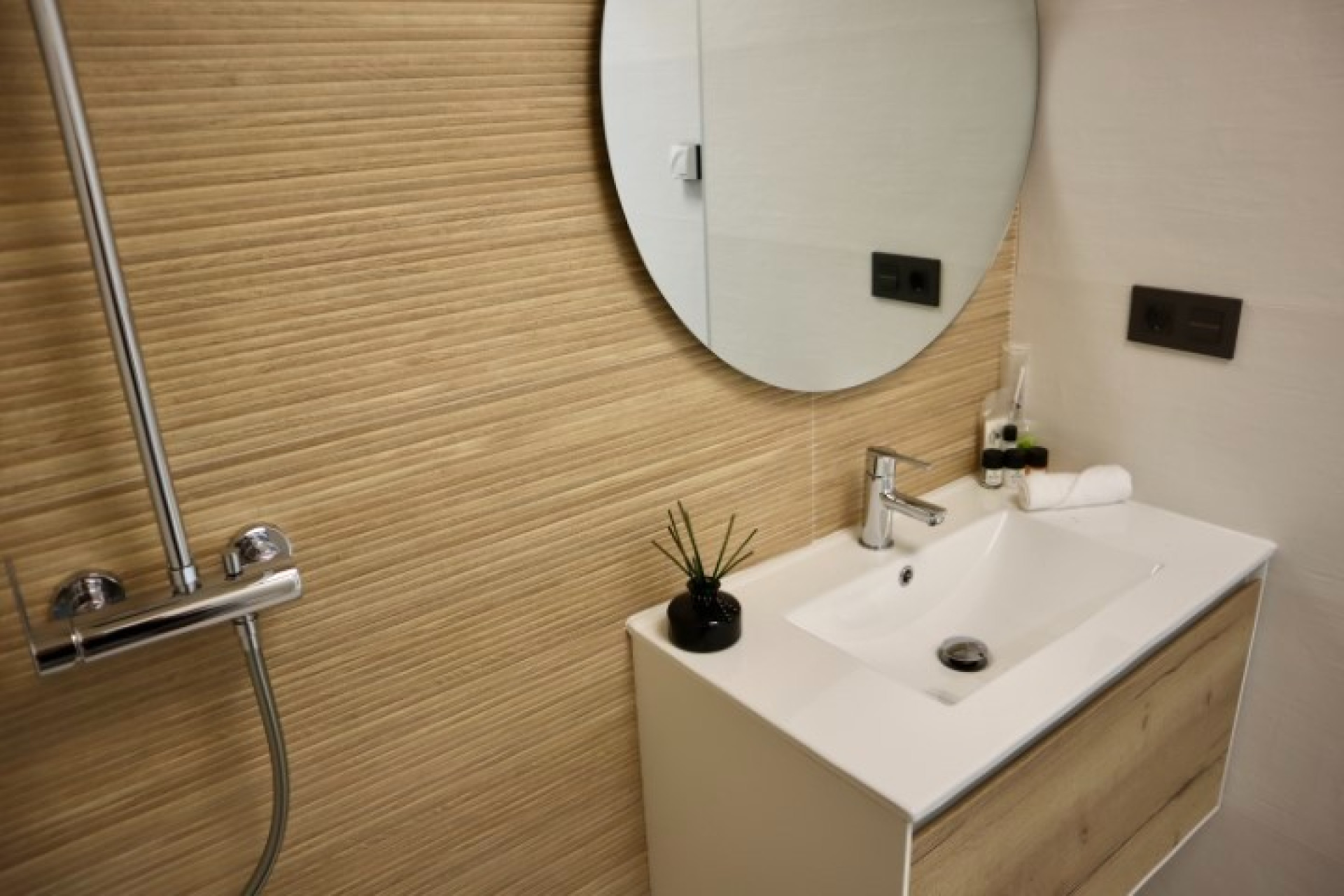 Wynajem długoterminowy - Mieszkanie w bloku - Torrevieja - Los Balcones