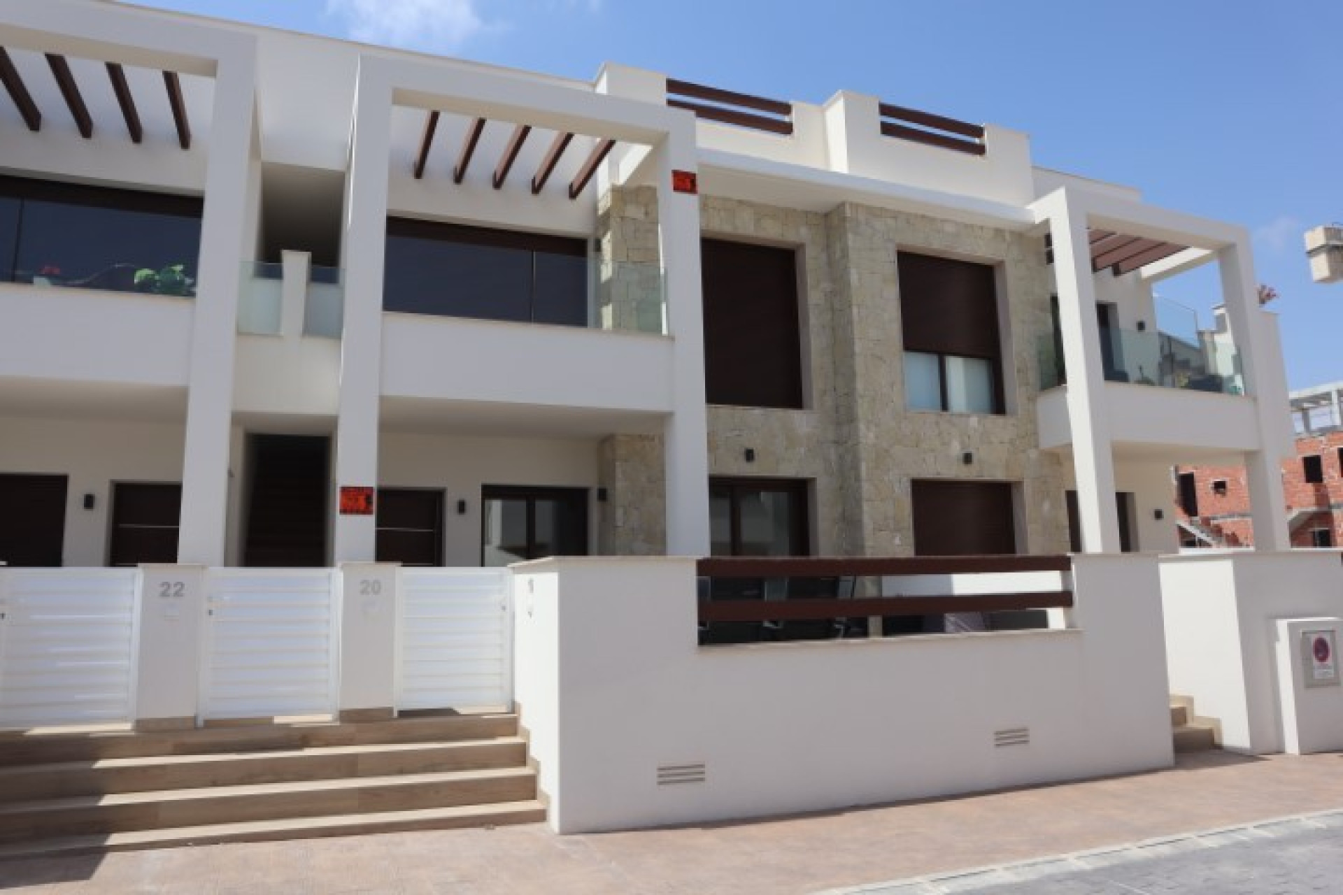 Wynajem długoterminowy - Mieszkanie w bloku - Torrevieja - Los Balcones