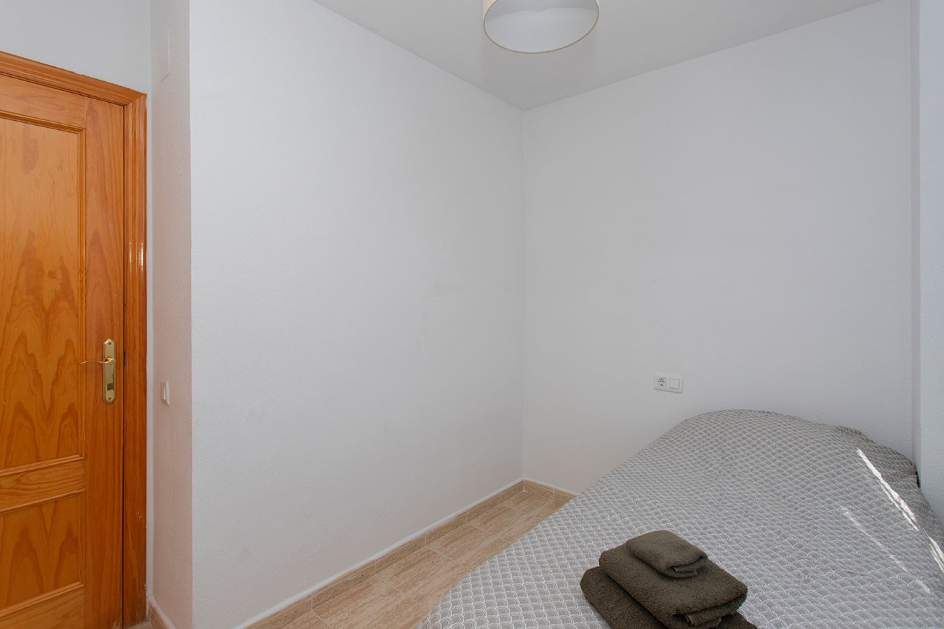 Wynajem długoterminowy - Mieszkanie w bloku - Torrevieja - torrevieja