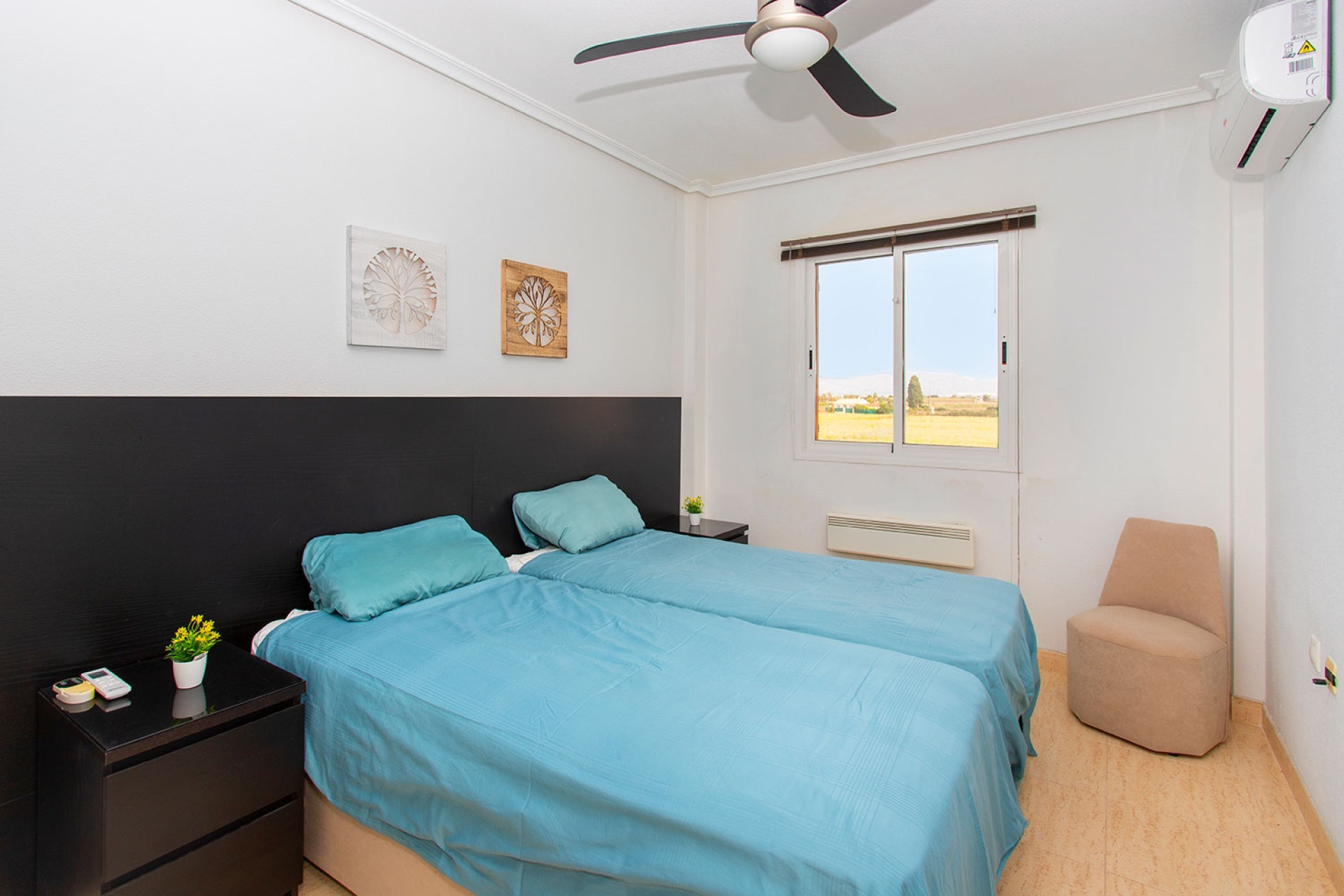 Wynajem długoterminowy - Mieszkanie w bloku - 