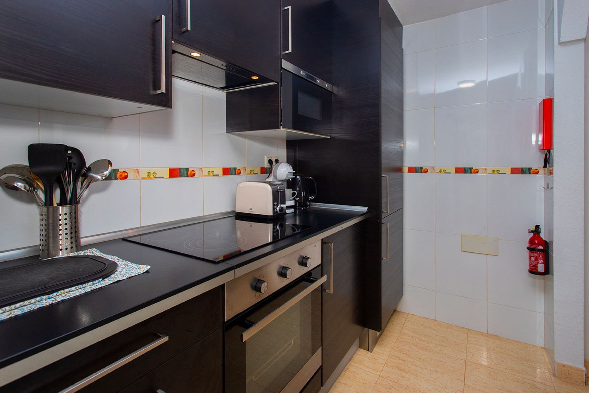 Wynajem długoterminowy - Mieszkanie w bloku - 