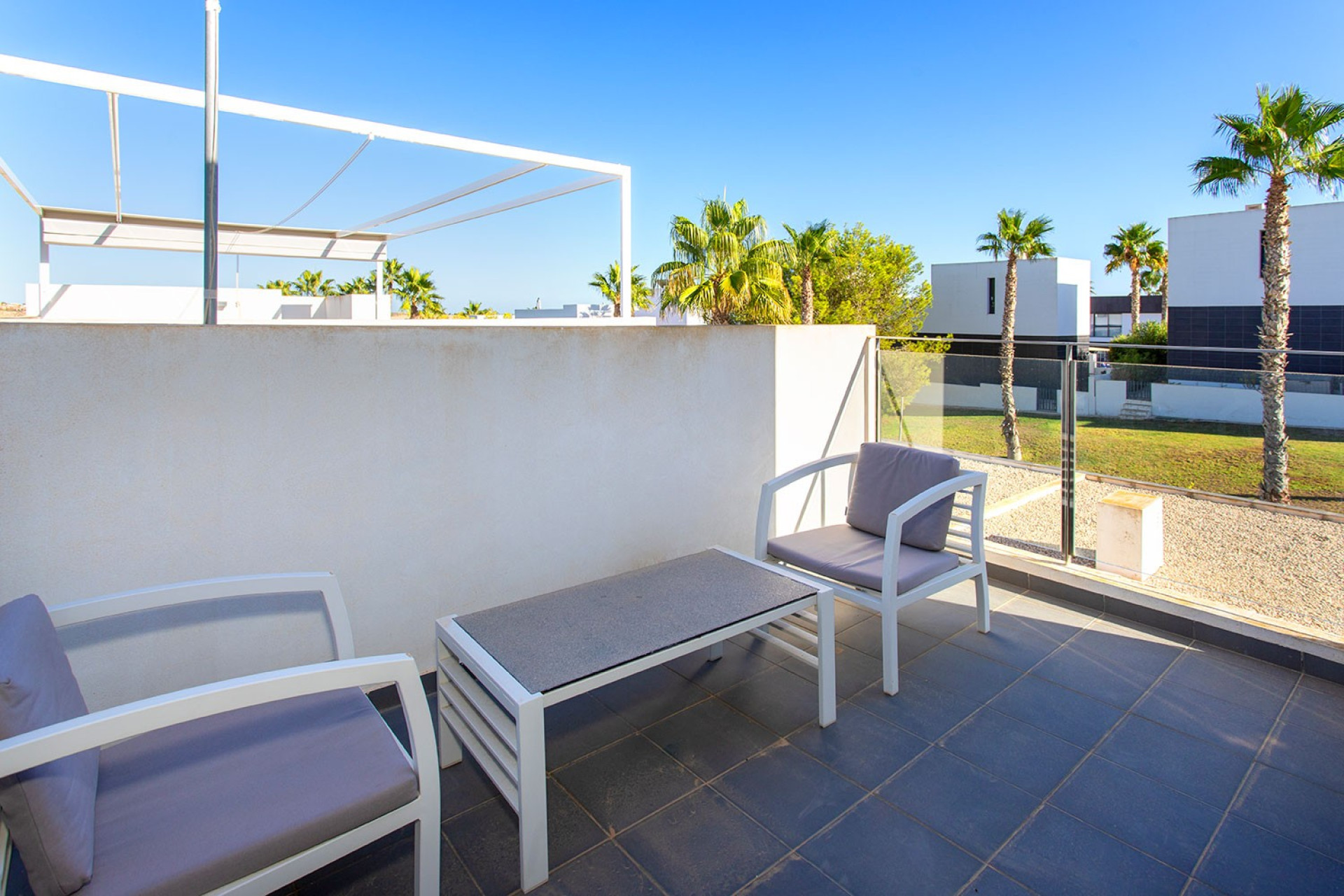 Wynajem długoterminowy - Villa - Algorfa