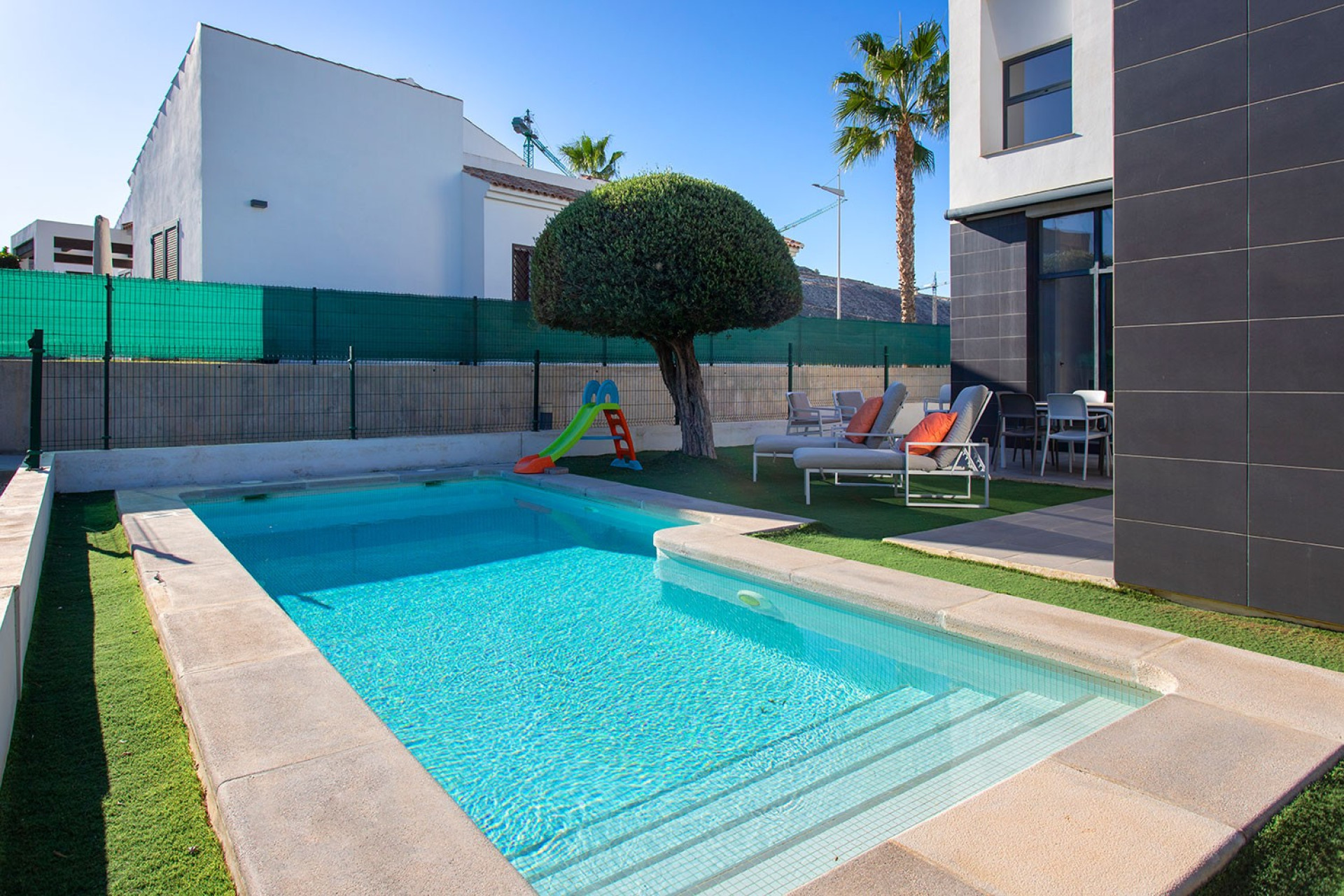 Wynajem długoterminowy - Villa - Algorfa