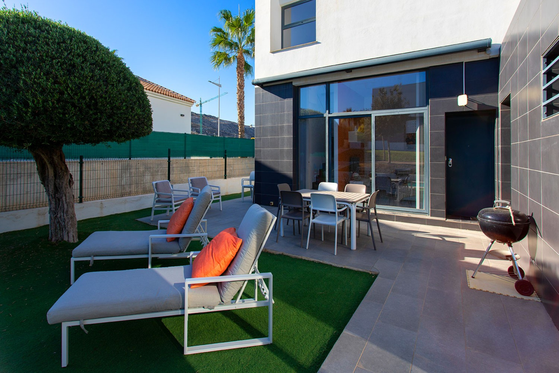 Wynajem długoterminowy - Villa - Algorfa