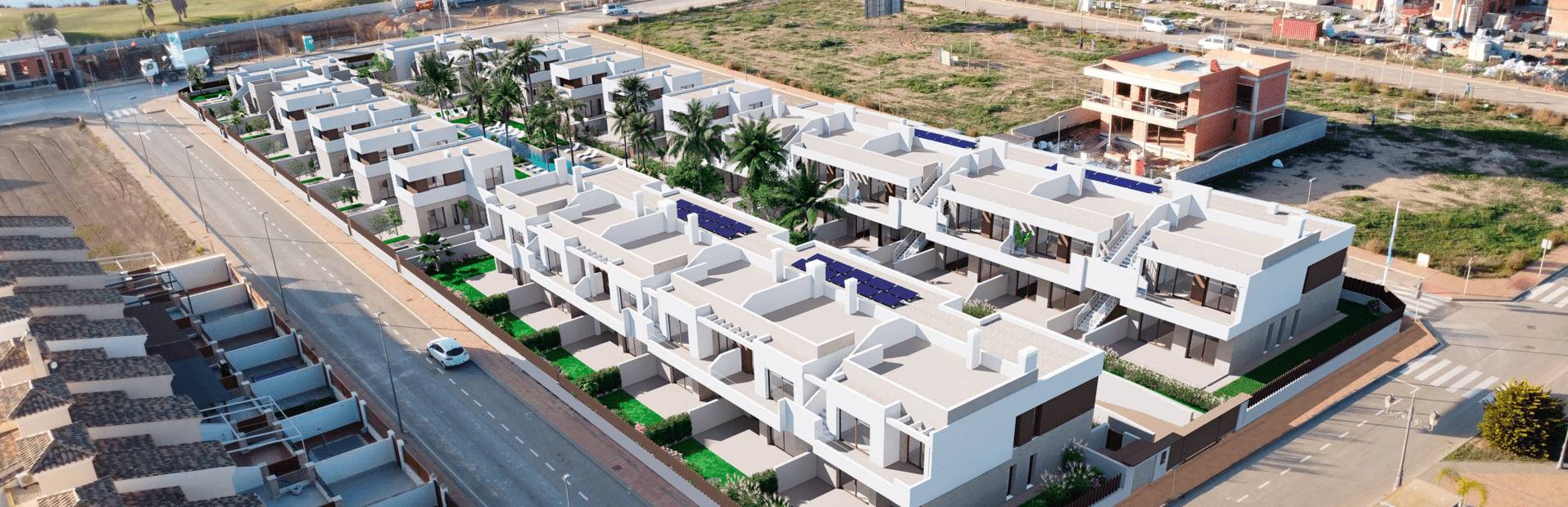 Bungalows in Los Alcázares near the sea