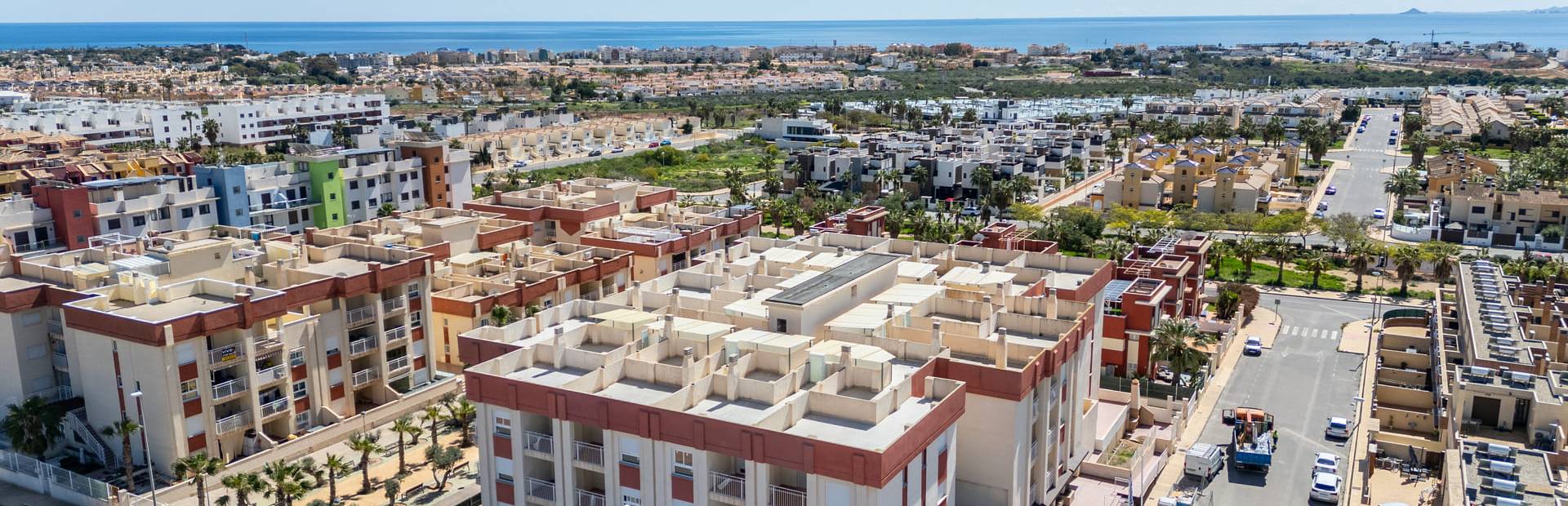 Residencial en Orihuela: Tu Nuevo Hogar Cerca del Mar