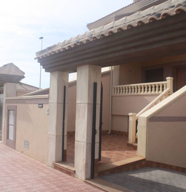 Maison mitoyenne à Torrevieja à 2 km de la mer