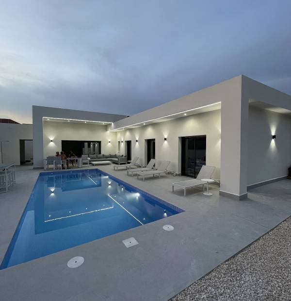 Reihenhaus in La Romana mit privatem Pool