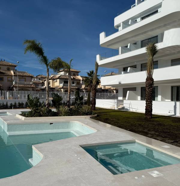 Exclusief Wooncomplex in Cabo Roig