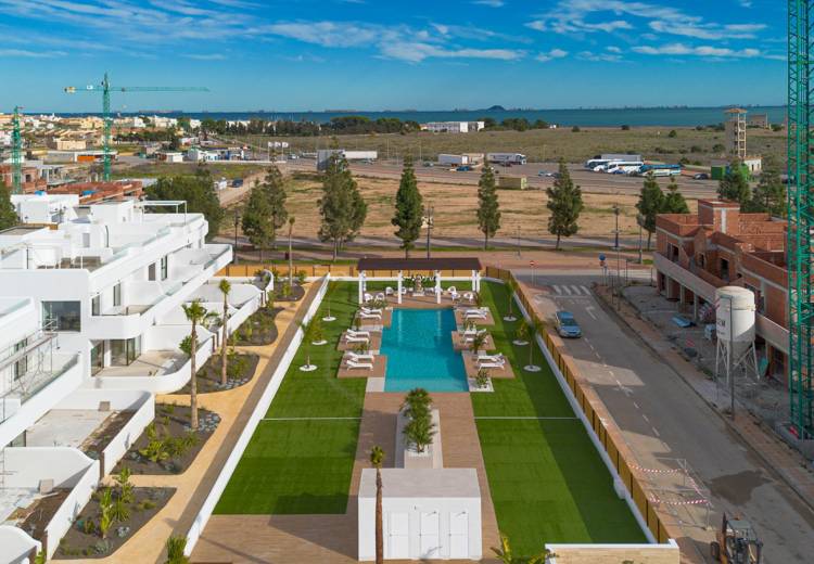 Disfruta de la costa mediterránea en este apartamento de obra nueva en venta en Los Alcázares