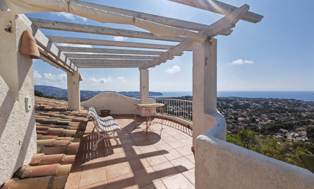 Resale - Villa - Benissa