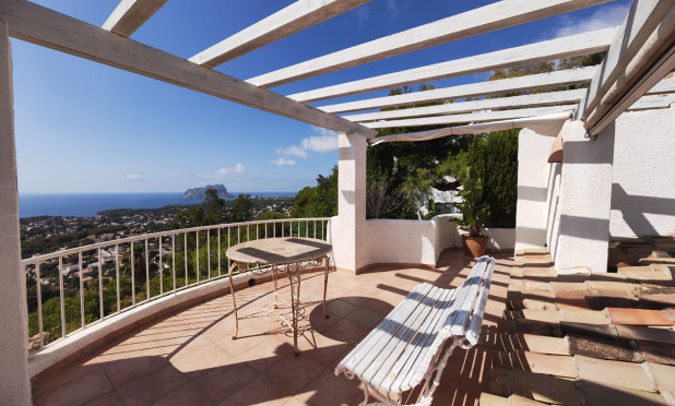 Resale - Villa - Benissa