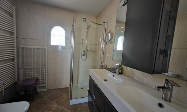 Resale - Villa - Benissa