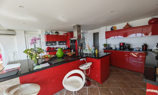 Resale - Villa - Benissa