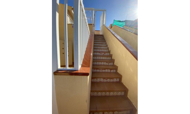 Reventa - Apartamento / piso - Los Alcazares