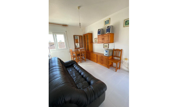 Reventa - Apartamento / piso - Los Alcazares