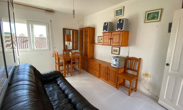Reventa - Apartamento / piso - Los Alcazares