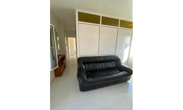 Reventa - Apartamento / piso - Los Alcazares
