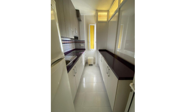 Reventa - Apartamento / piso - Los Alcazares