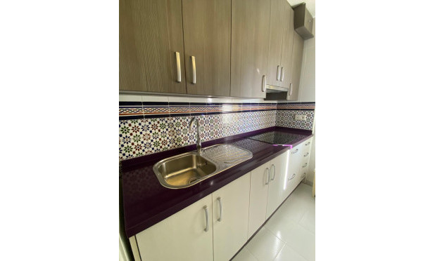 Reventa - Apartamento / piso - Los Alcazares