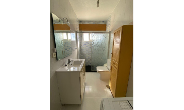 Reventa - Apartamento / piso - Los Alcazares