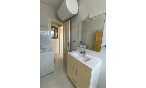 Reventa - Apartamento / piso - Los Alcazares