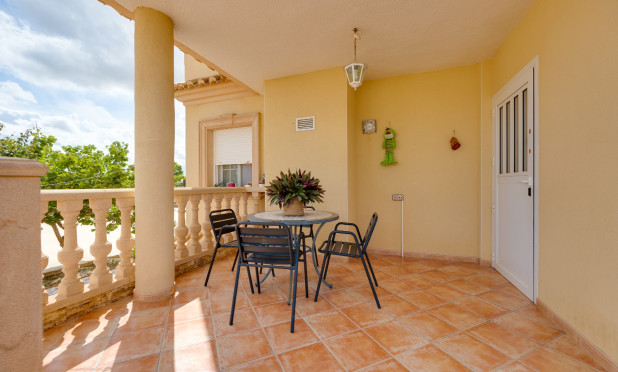 Herverkoop - Villa - Orihuela