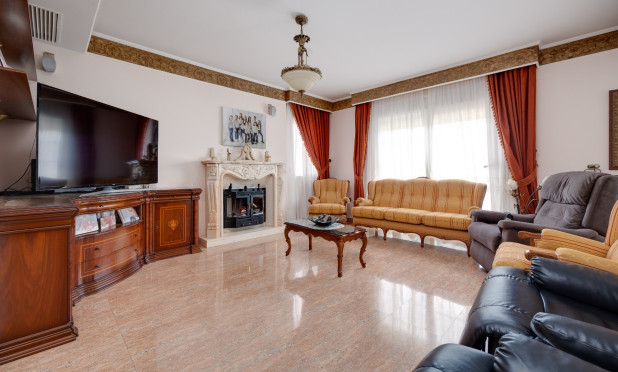 Herverkoop - Villa - Orihuela