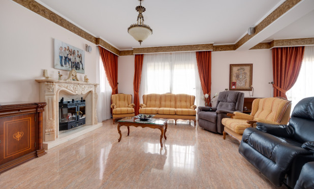 Herverkoop - Villa - Orihuela