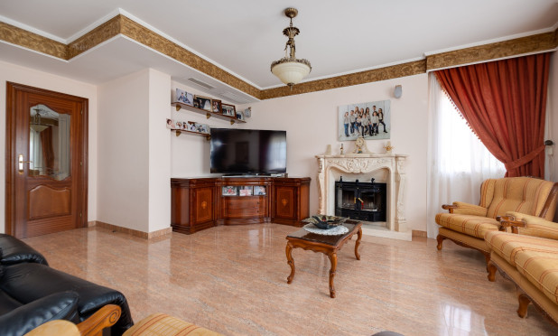 Herverkoop - Villa - Orihuela
