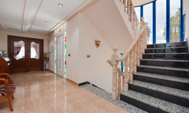 Herverkoop - Villa - Orihuela