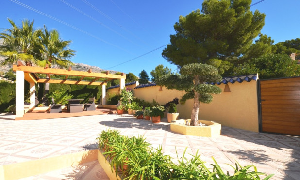 Odsprzedaż - Villa - Altea